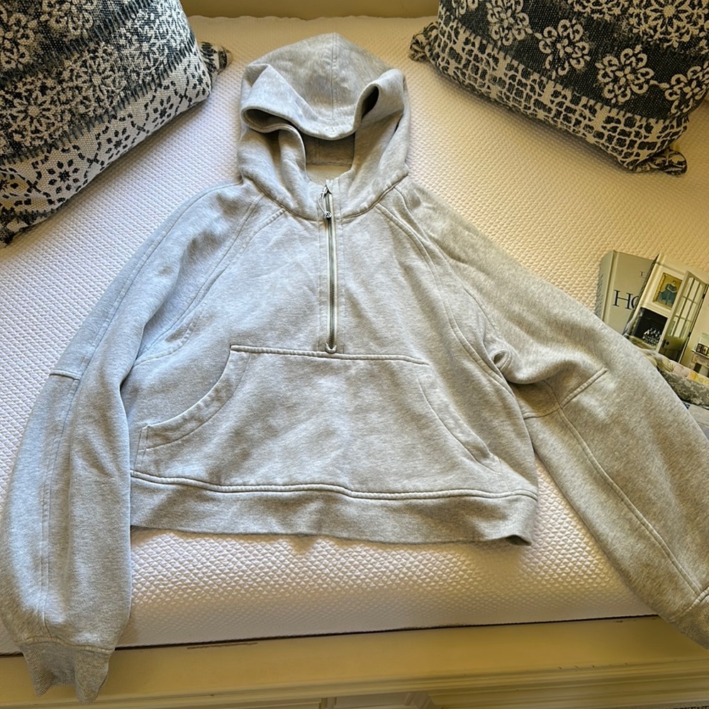 Lululemon Scuba Sweatshirt